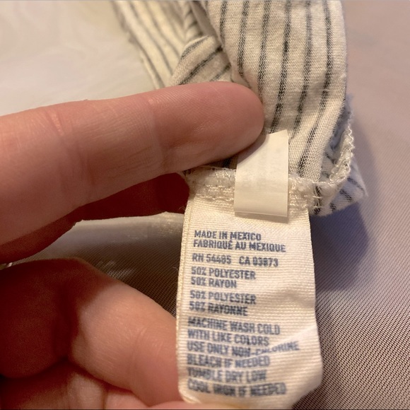 American Eagle - Small - Striped Black & White Crop Top - Picture 5 of 5